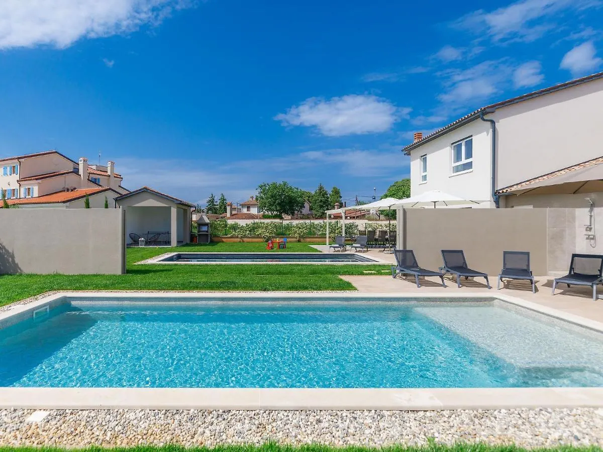 Holiday Home Villa Lea Šišan Croacia