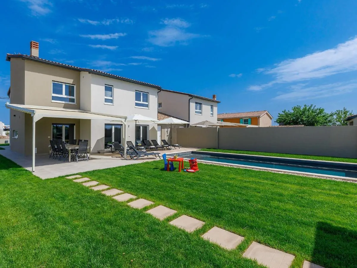 Holiday Home Villa Lea Šišan Croacia